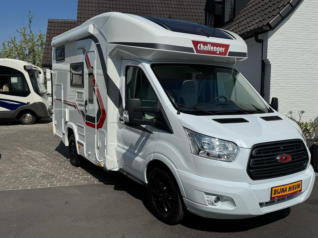 Ford Transit Challenger Genesis 194